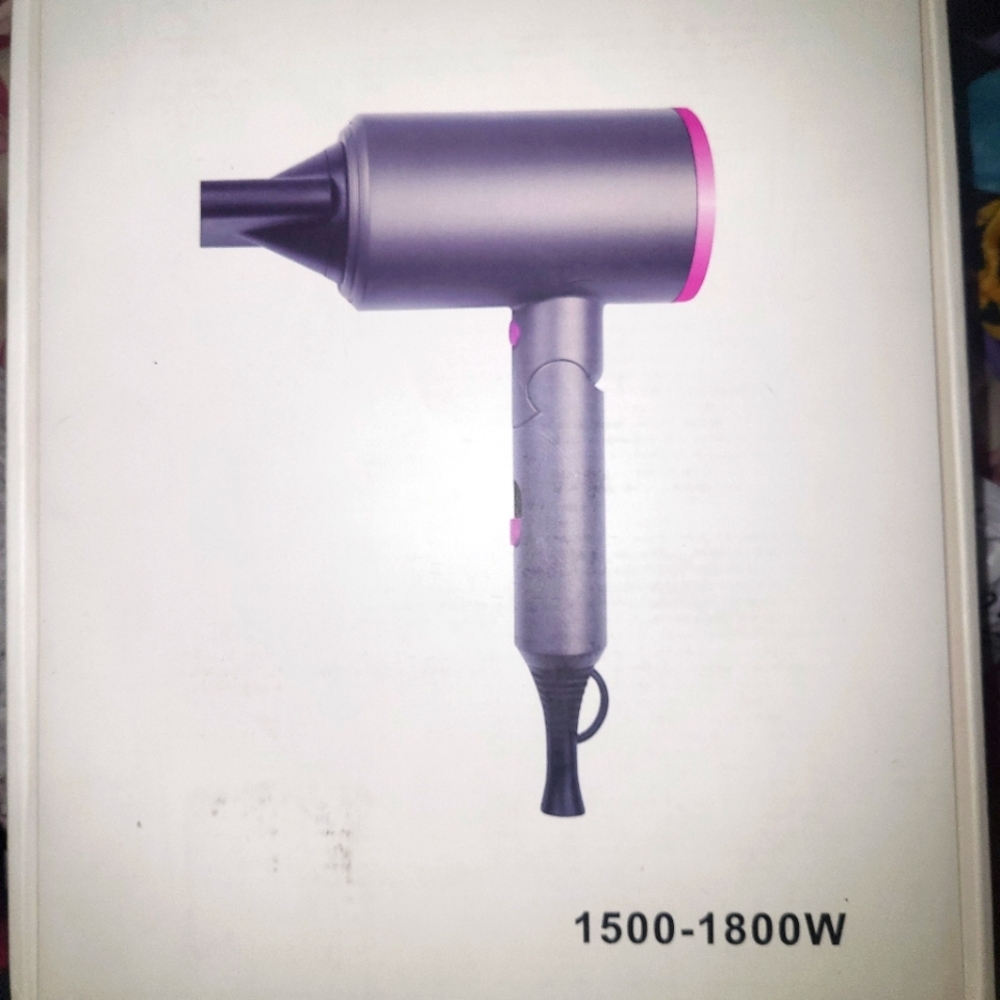 Blow dryer with attachments